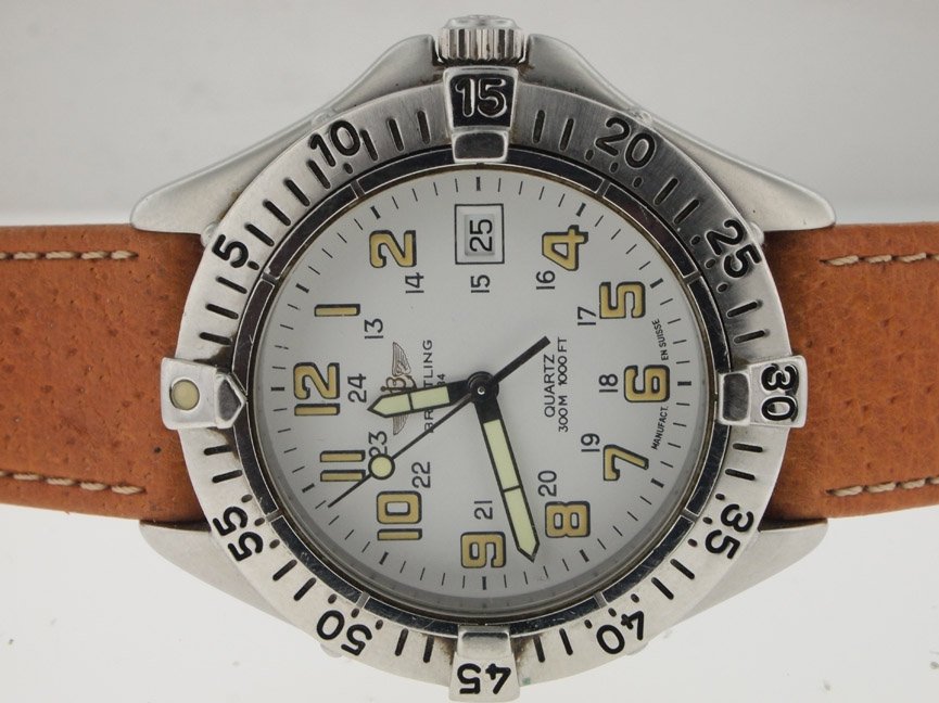 Breitling Mens SS Aeromarine Colt.: Breitling Mens SS Aeromarine Colt. Breitling, Mens, Stainless Steel, Aeromarine, Colt, Date, Leather Strap, Swiss Made.
