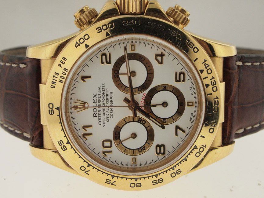 Rolex 18k Daytona Cosmograph Circa 1999.: Rolex 18k Daytona Cosmograph Circa 1999. Rolex, Mens, 18k Gold, Oyster Perpetual, Daytona, Cosmograph, Chronograph, "A" Serial Number, Circa 1999, Automatic Self Winding Movement, Desireable Zenith Mo