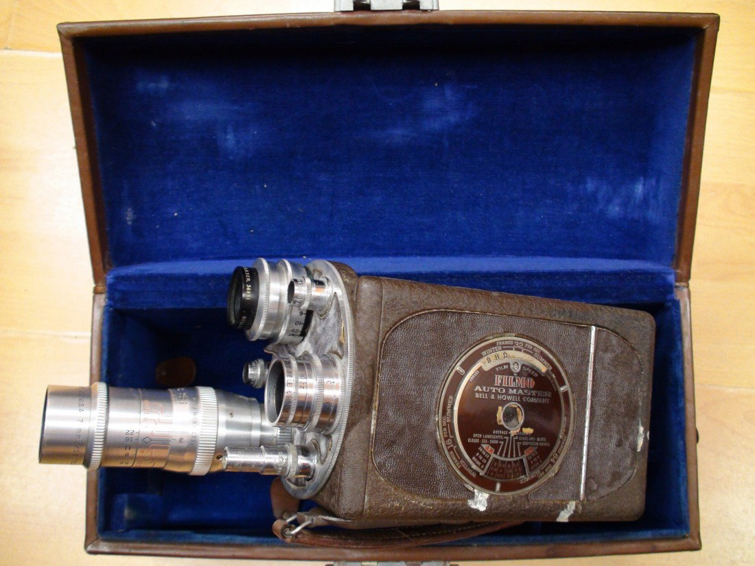 Bell & Howell FILM moving camera w/ rotating lens: Very interesting movie camera has 6 rotating lenses, in good used working condition