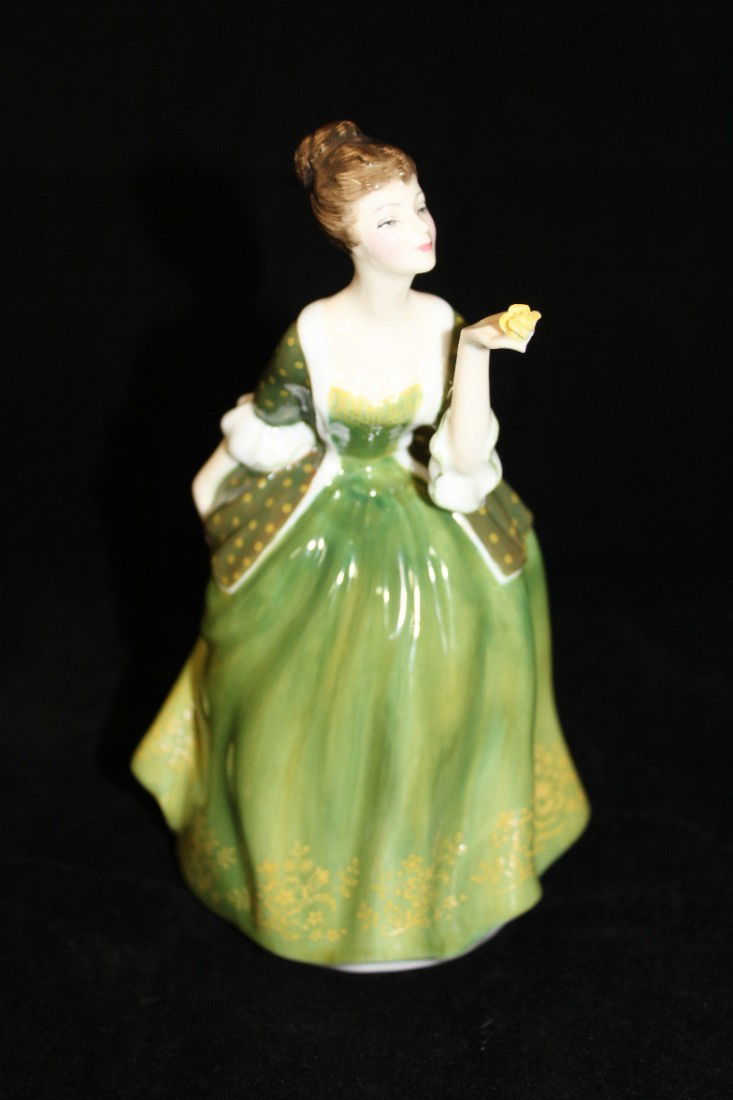 346 Royal Doulton Vintage Figurine Fleur