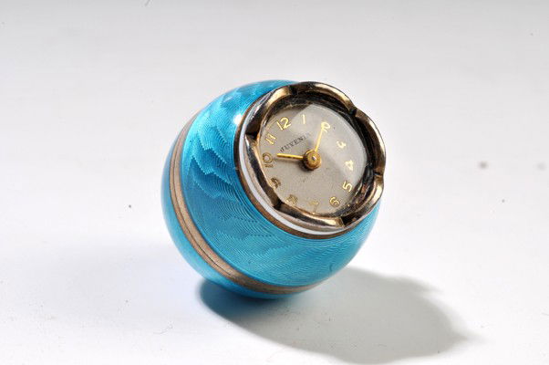 Watch Juvenia: Watch, Juvenia, A blue sphere