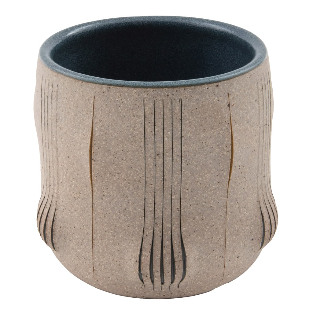 GUSTAVO PÉREZ. Sin título. Firmada con sello en la base. Cerámica a la alta temperatu: GUSTAVO PEREZ. Untitled. Signed and stamped on the base. High-temperature ceramic. 11 x 12 x 12 cm GUSTAVO PEREZ (Mexico City, 1950 - ) Untitled Signed with a stamp on the base High-temperature cerami