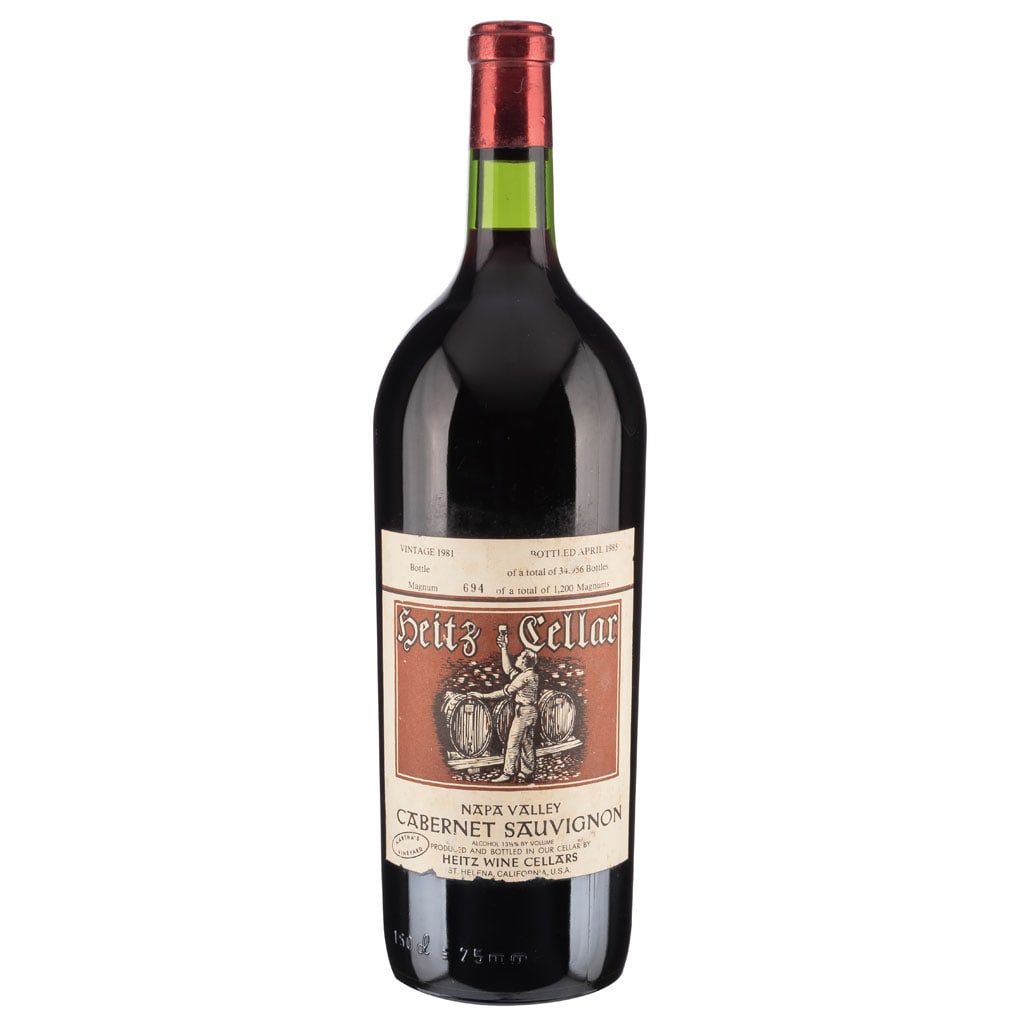 Heitz Cellar Martha’s Vineyard "Magnum". Cabernet Sauvignon. Cosecha: 1981.Napa Valley, Estados: Heitz Cellar Martha’s Vineyard "Magnum". Cabernet Sauvignon. Cosecha: 1981.Napa Valley, Estados Unidos.Nivel: Llenado alto.Botella No. 694 /1200.Calificación: 94 / 100.1500 mlEl Heitz Cellar Martha