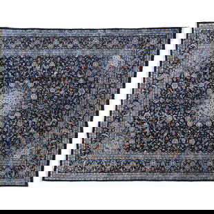 TAPETE PERSA NAIN IVORY / BLUEIR?N, SIGLO XXElaborado en fibras de lana entintadas en tonos azules: TAPETE PERSA NAIN IVORY / BLUEIR?N, SIGLO XXElaborado en fibras de lana entintadas en tonos azules y beigesDecorado con motivos floralesDetalles de conservación435 x 325 cmEste lote no puede ser envi