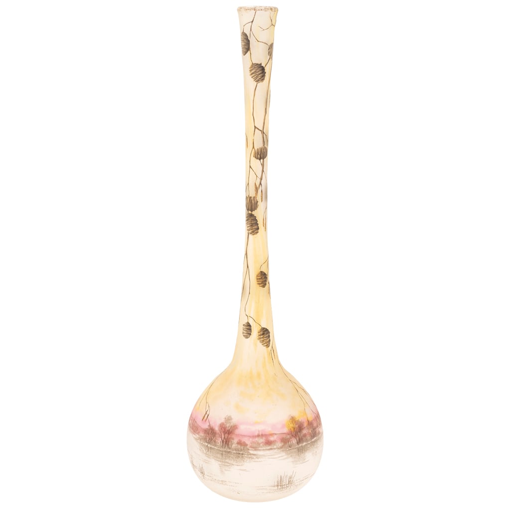 DAUM NANCY(FRANCIA, CA. 1910)VIOLETEROEstilo ART NOUVEAUElaborado en cristal de camafeo en tonos (1 of 1)