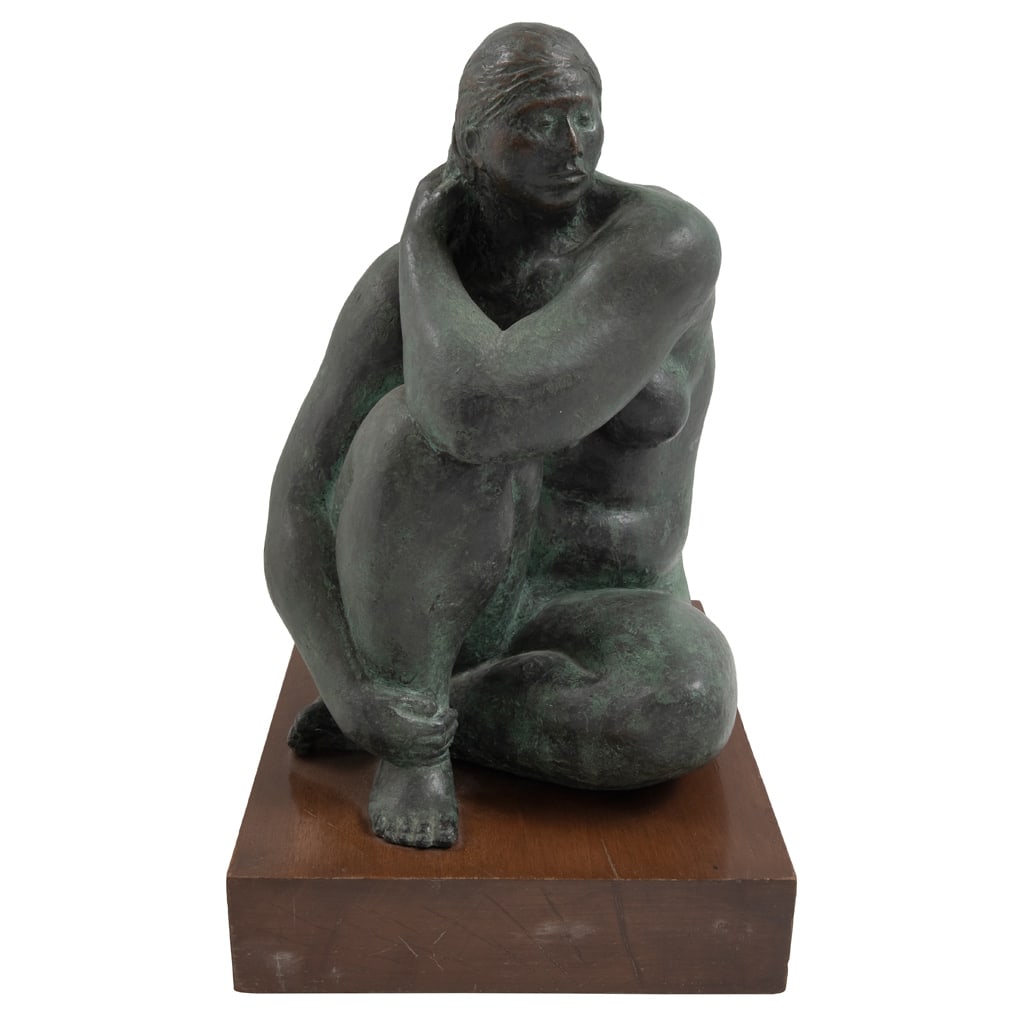 FELIPE CASTAÑEDA. Sin título. Firmada y fechada 77. Escultura en bronce V / VIII en base de: FELIPE CASTAÑEDA(Michoacán, 1933 - ) Sin título Firmada y fechada 77Escultura en bronce V / VIII en base de maderaProcedencia: perteneció a la colección de María Luisa Novelo.Presenta detalles d