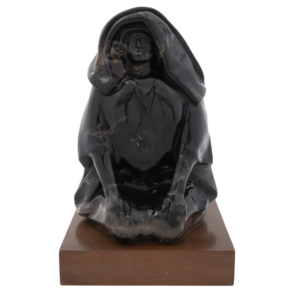 FRANCISCO ZÚÑIGA. Calera. Firmada y fechada 1975. Escultura en talla en mármol negro. 50 x 31 x: FRANCISCO ZÚÑIGA(Costa Rica, 1912 - Ciudad de México, 1998) Calera Firmada y fechada 1975Escultura en talla en mármol negro mexicano en base de maderaProcedencia: adquirida directamente al artista