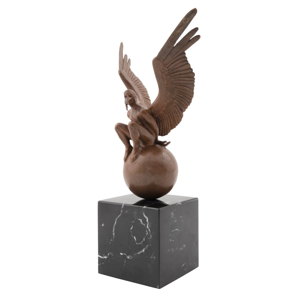 JORGE MAR?N. Boceto Bernardo oriental. Firmada. Escultura en bronce 12 . 40 en base de mármol. 33: JORGE MAR?N(Michoacán, 1963 - ) Boceto Bernardo oriental FirmadaEscultura en bronce 12 . 40 en base de mármolOtra versión de esta obra con distinto número de tiraje, así como otros formatos de la