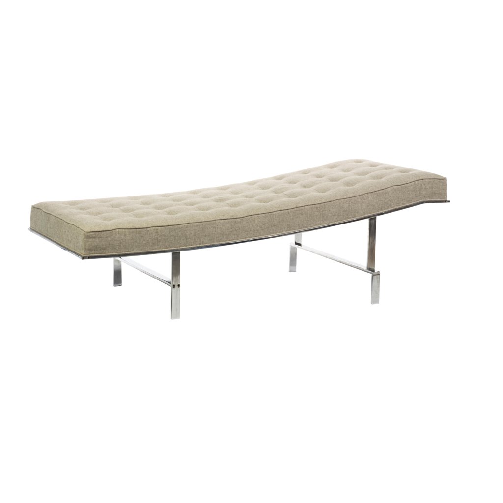 Chromed metal and grey fabric upholstery lounger. 1970: Chromed metal and grey fabric upholstery lounger. 1970 s.