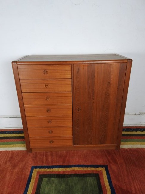 Maurice Villency Teak Chest-Cabinet: Danish teak 7 drawer, single door cabinet. In good condition. 47 1/2"H X 49"W X 19 3/4"D.