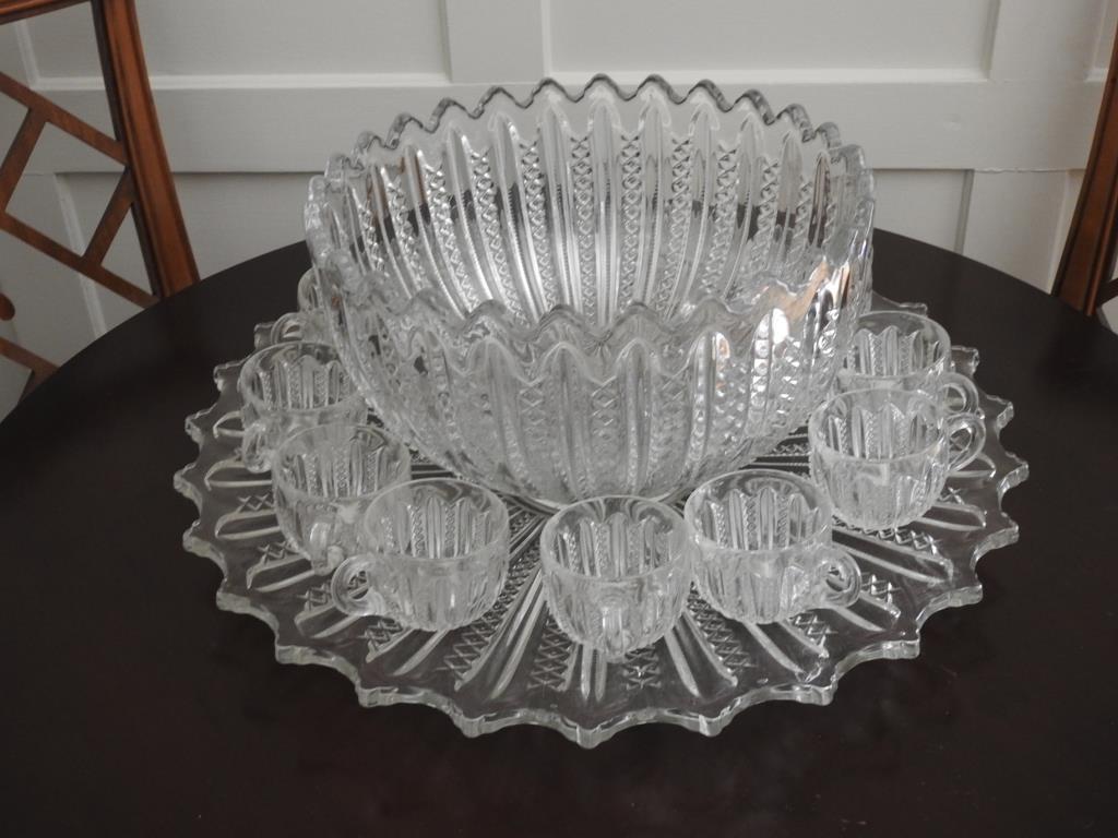 Fourteen Piece Punch Bowl Set (1 of 4)