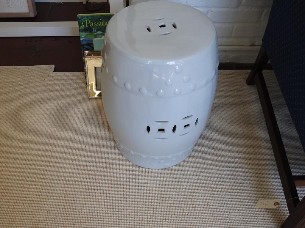 Asian Garden Design Seat: Asain garden design white glazed pottery seat. Seat is in good condition. Meaasurements are 18"x13".
