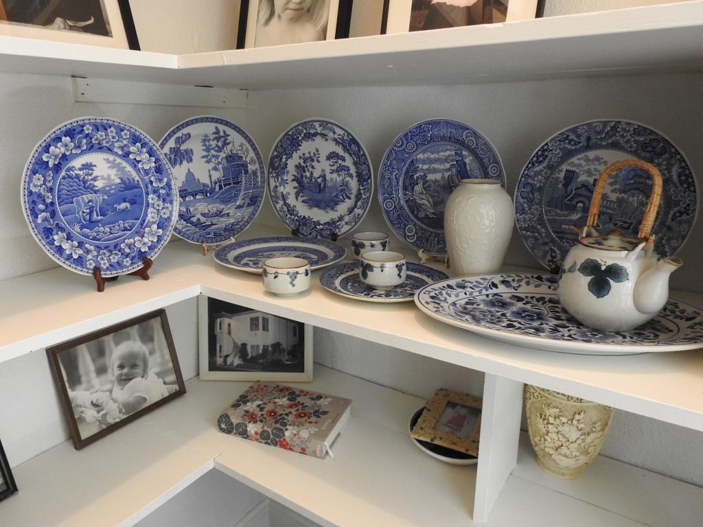 Shelf Lot: Blue and white shelf lot in good condition.