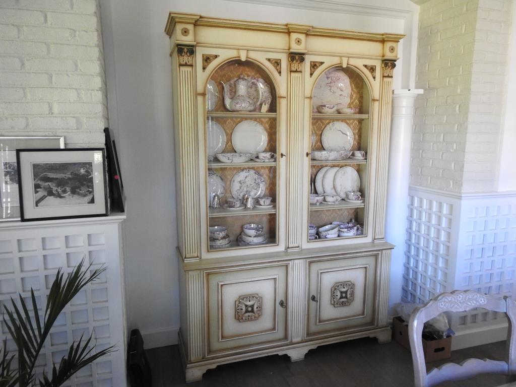 Neo Classical Bookcase (1 of 3)