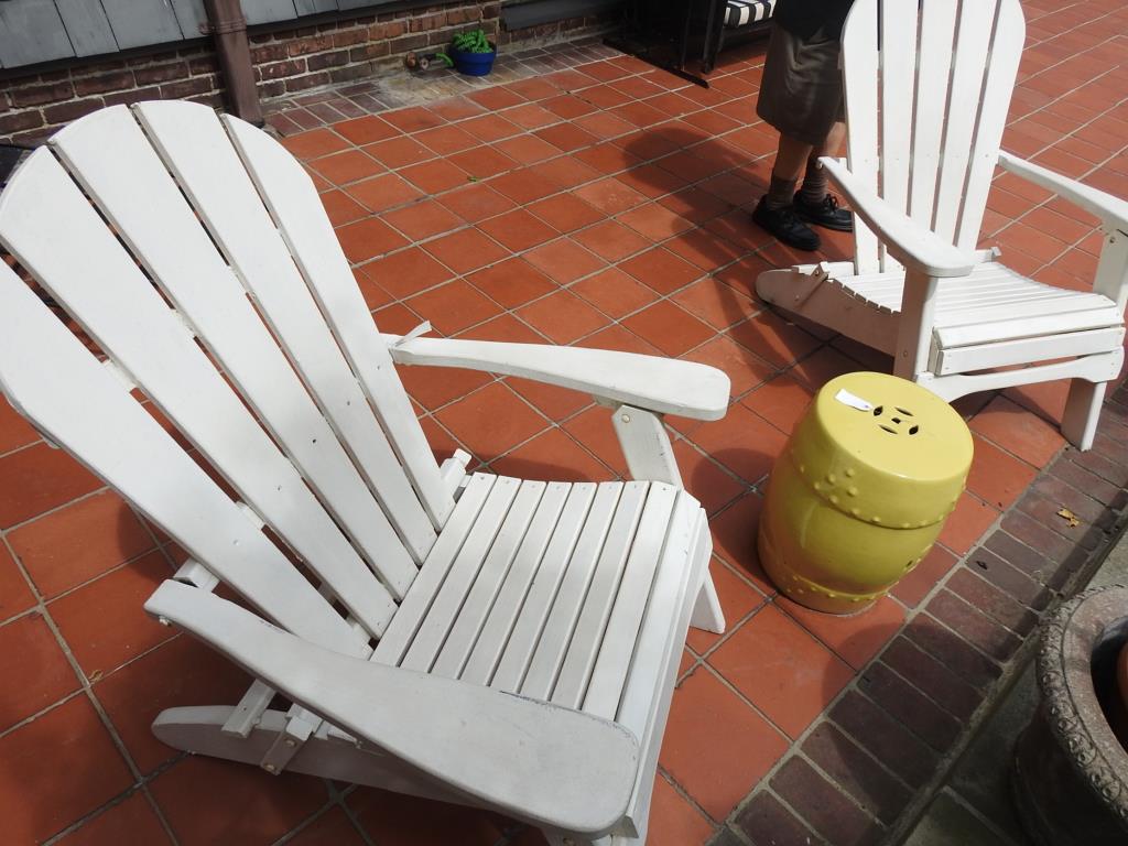 Pair Of Deck Chairs: Pair of white painted wood deck chairs. Chairs are in good condition.