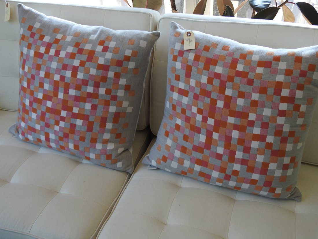 Pair Of Decorative Pillows (1 of 2)