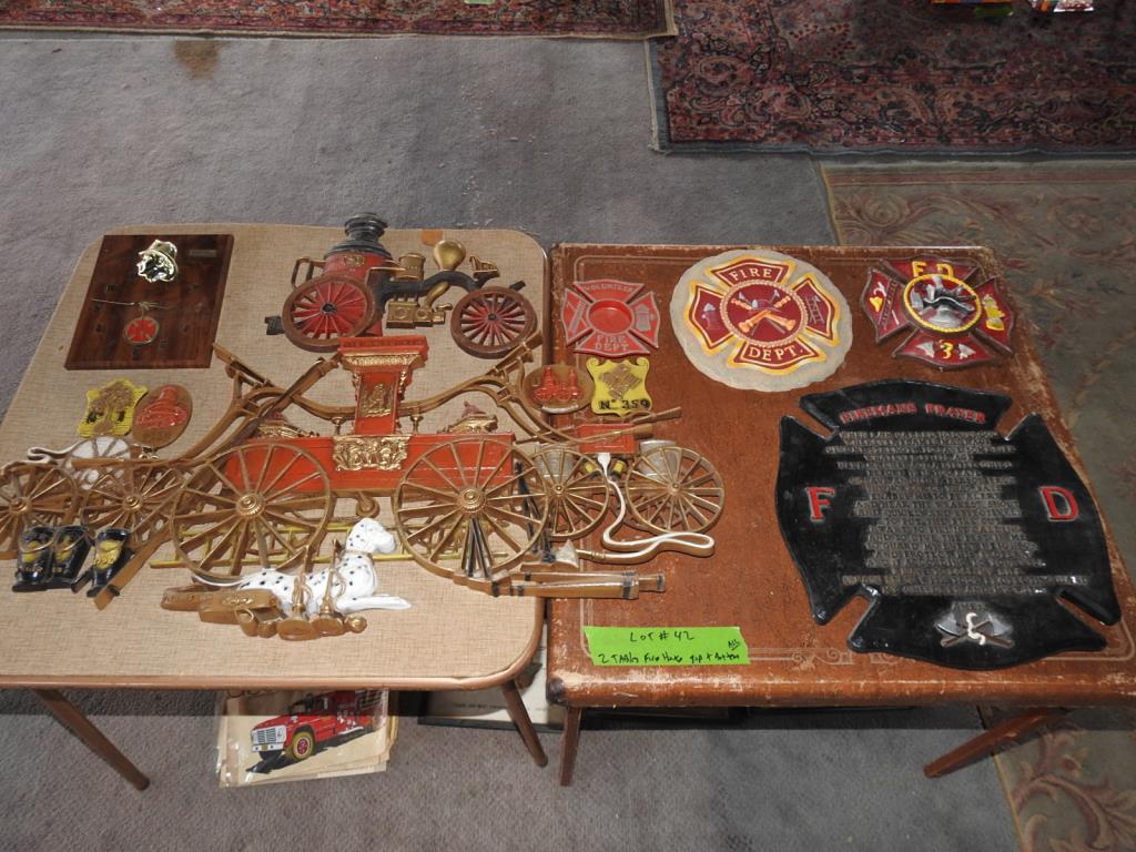 2 TABLES FIRE HOUSE ACCESSORIES TOP & BOTTOM (1 of 5)