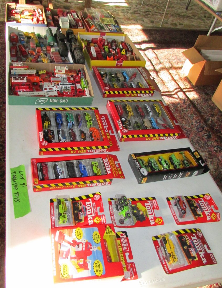 TABLE TOP TOY GROUP (1 of 2)