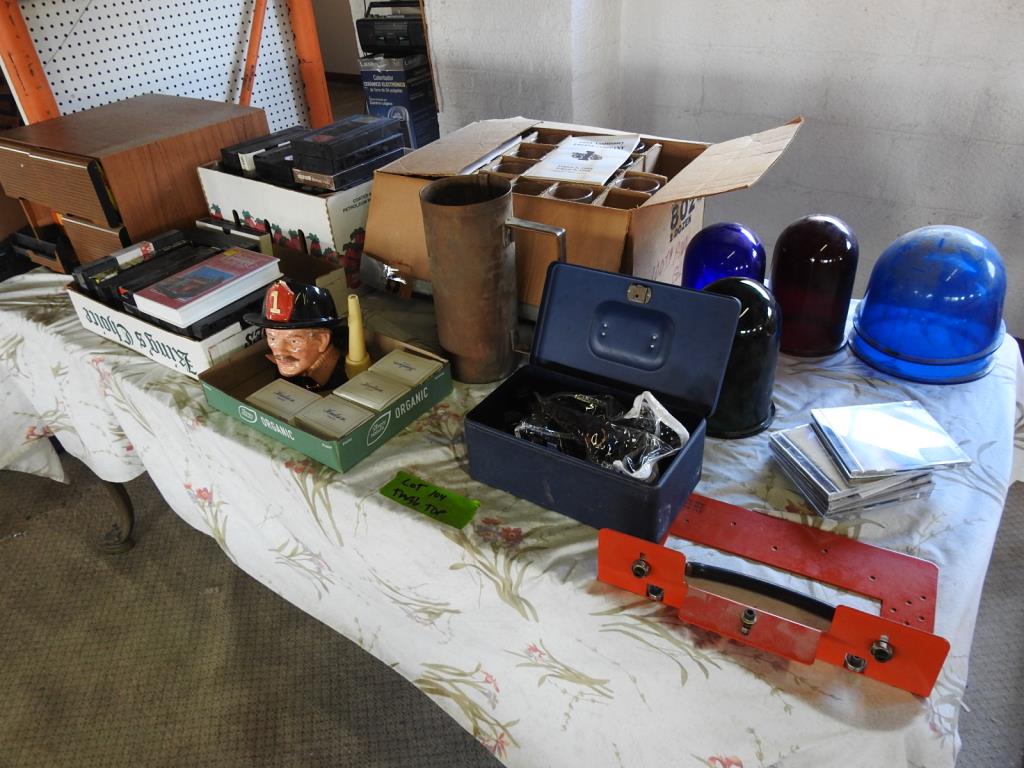 TABLE TOP GLOBES AND MORE (1 of 3)