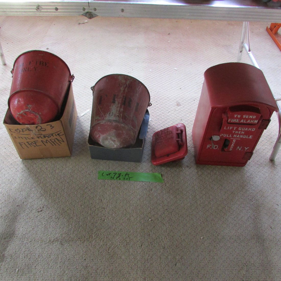 4 PC. VINTAGE GROUP (1 of 5)