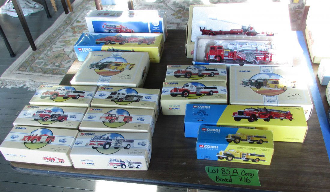 BOXED TOY GROUP (1 of 1)