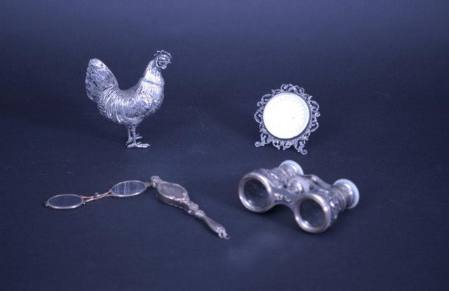 4 Silver Articles: 4 Silver Articles. 1-Continental rooster bottle, 1-silver handled spectacles, 1-sterling silver thermometer, 1-silver French opera glasses.