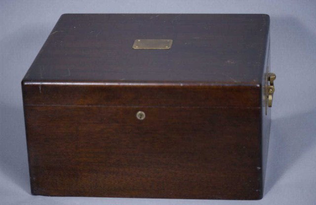Mahogany Humidor: Mahogany Humidor with brass handles, some surface scratches. 15" X 13" X 8"