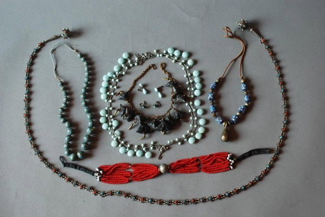 10 PC. NATIVE AMERICAN INDIAN STYLE JEWELRY GROUP: Necklaces and earrings with turquoise and coral color stones and beadwork. In good condition.