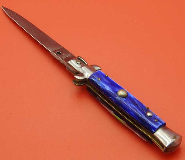 B Rostfrei Switchblade Knife (1 of 8)