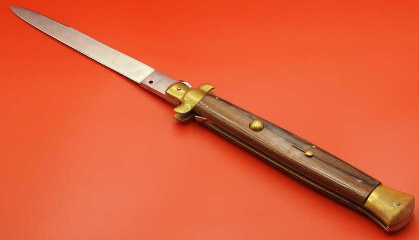 Extra Large Rostfrei Switchblade Knife (1 of 7)