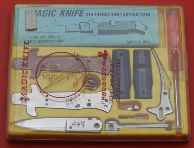 Magic Knife Switchblade Knife Kit (0075) on Mar 03, 2023