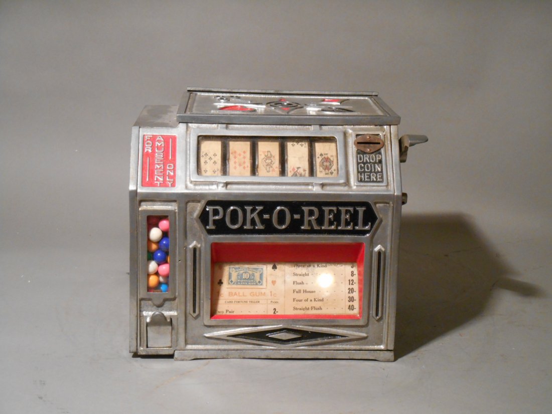 Pok-O-Reel Trade Stimulator: Vintage 1932 Groetchen Tool Co. Pok-O-Reel (side gum vender) 6 ½” x 11 ¼” x 8 ½” five, ten & twenty-five cent five reel poker trade stimulator with key.