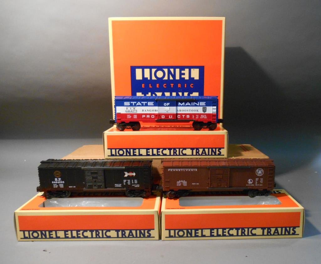 Lionel 6464 Series Boxcars: Lionel modern era O gauge #19272 "6464" series IV boxcar set of 3 includes: #6464 Pennsylvania (6-19275), #6464-275 State of Maine (6-19273) & #6464-225 Southern Pacific (6-19274). All come with their