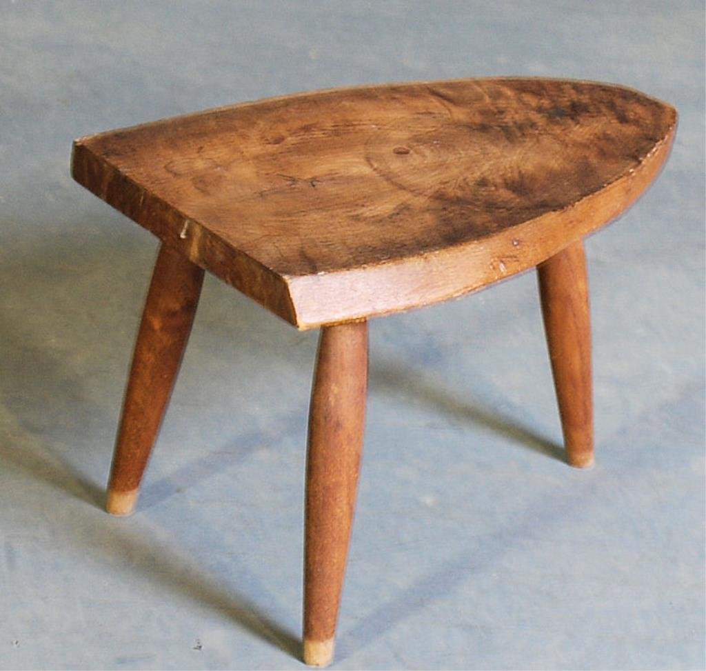 Nakashima Style Walnut Stool by James Martin: 3 legged solid walnut stool. Signed "James Martin New Hope, PA." James Martin was an apprentice to George Nakashima. 12"H X 12"W X 18"D. In good condition.