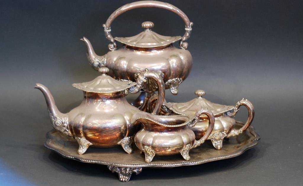Meridan Britania S.P. 4 Pc Tea Set & Italian Tray (1 of 2)