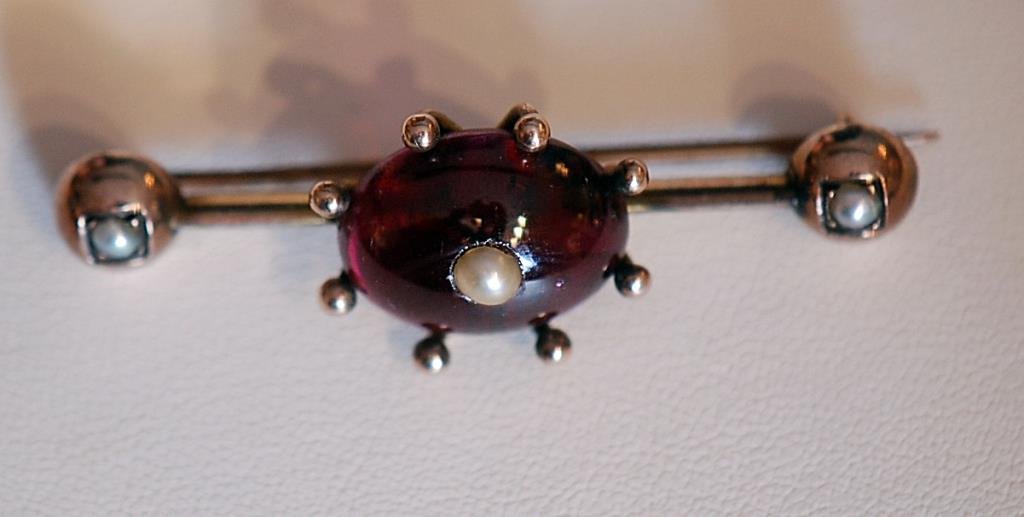 Victorian 14k, Garnet & Seed  Pearl Ladies Bar Pin (1 of 2)