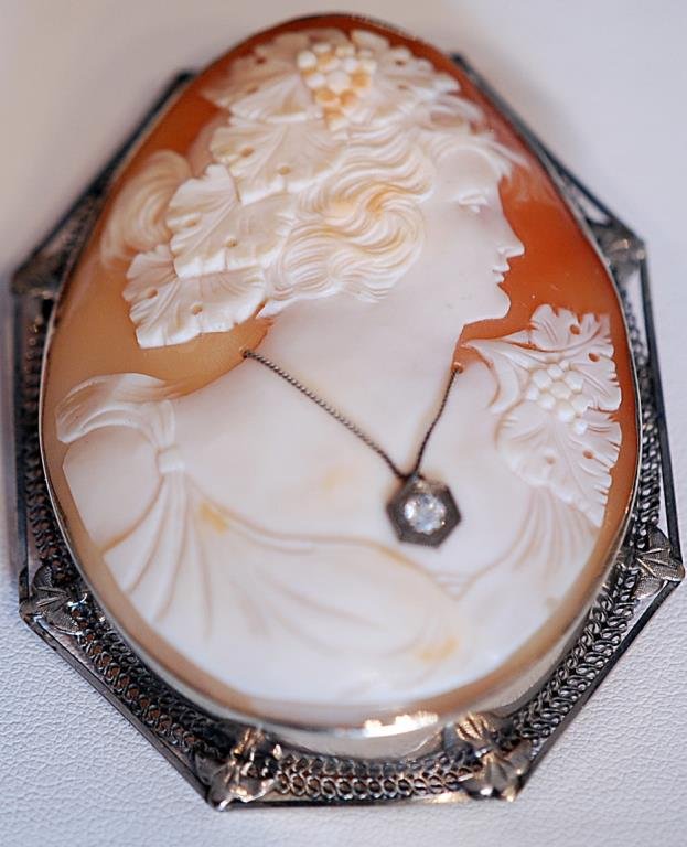 Antique 14K Ladies' Pin/Pendant (1 of 2)