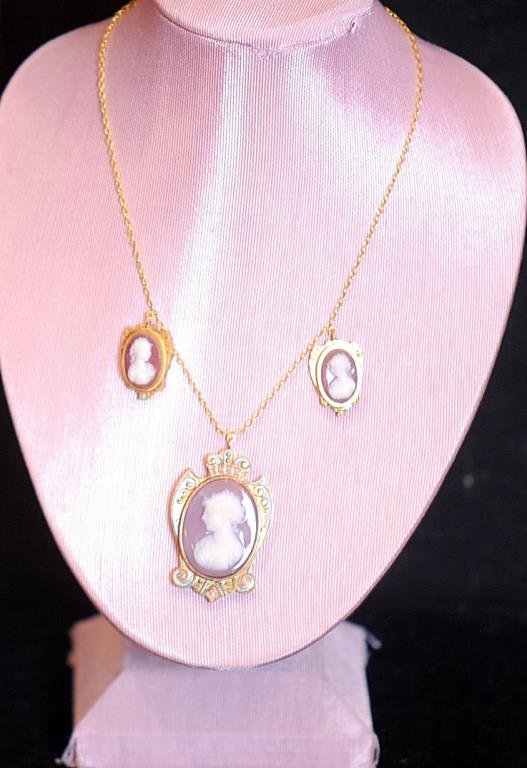 Antique Triple Pendant Ladies' Necklace (1 of 4)