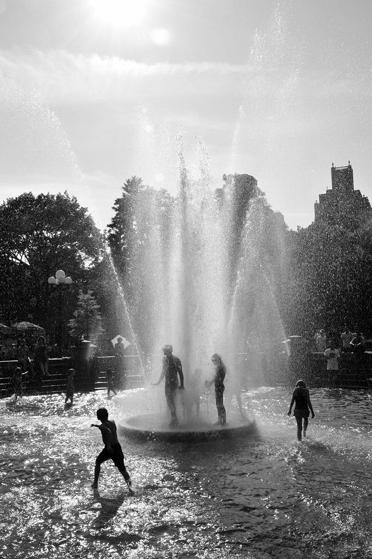 Philip L Maier : Washington Square Park: This Salmagundi work of art is titled, "Washington Square Park". Photography. 17 x 11 (size) 17 x 23 (framed). Philip Maier is a freelance photographer based in New York City. His work over the past 2