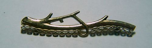 12K ELCO ART DECO CORAL BRANCH BROOCH PIN: measures: 2 1/16 inches long by 1/2 of an inch wide, Weights: 3 grams, Hallmark: 12KT GF ELCO, In great condition