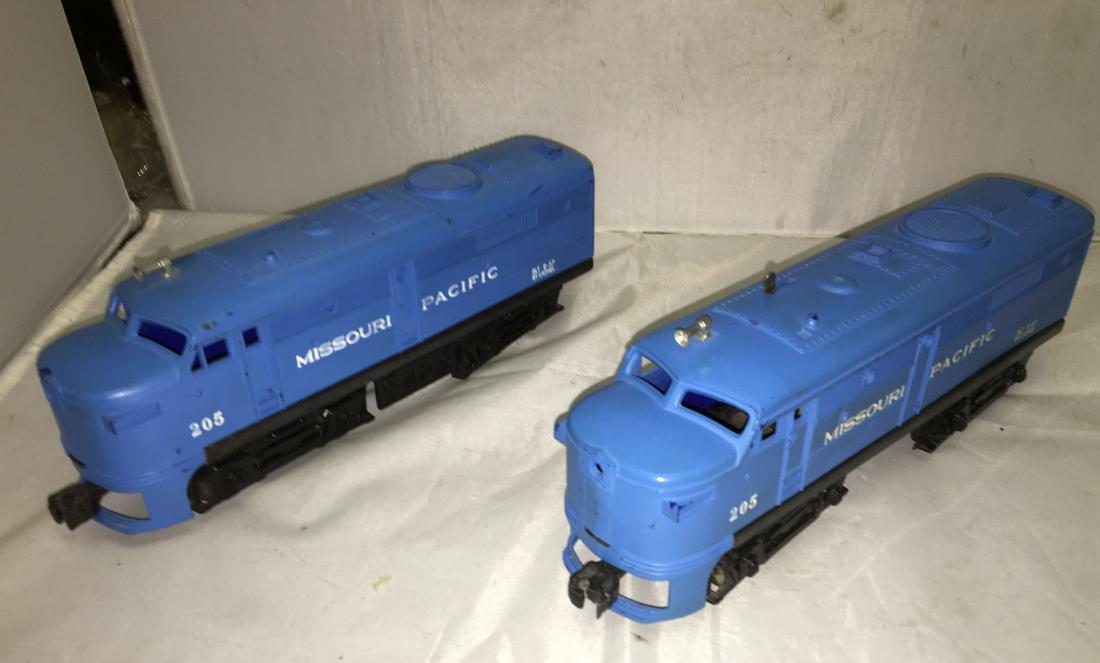 Lionel Postwar 205 Missouri Pacific O Gauge FA AB (1 of 6)