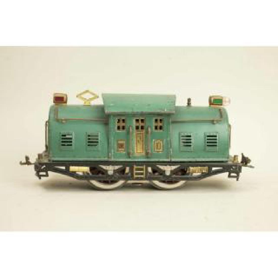 Lionel Prewar 10 Standard Gauge Green Electric (1 of 7)