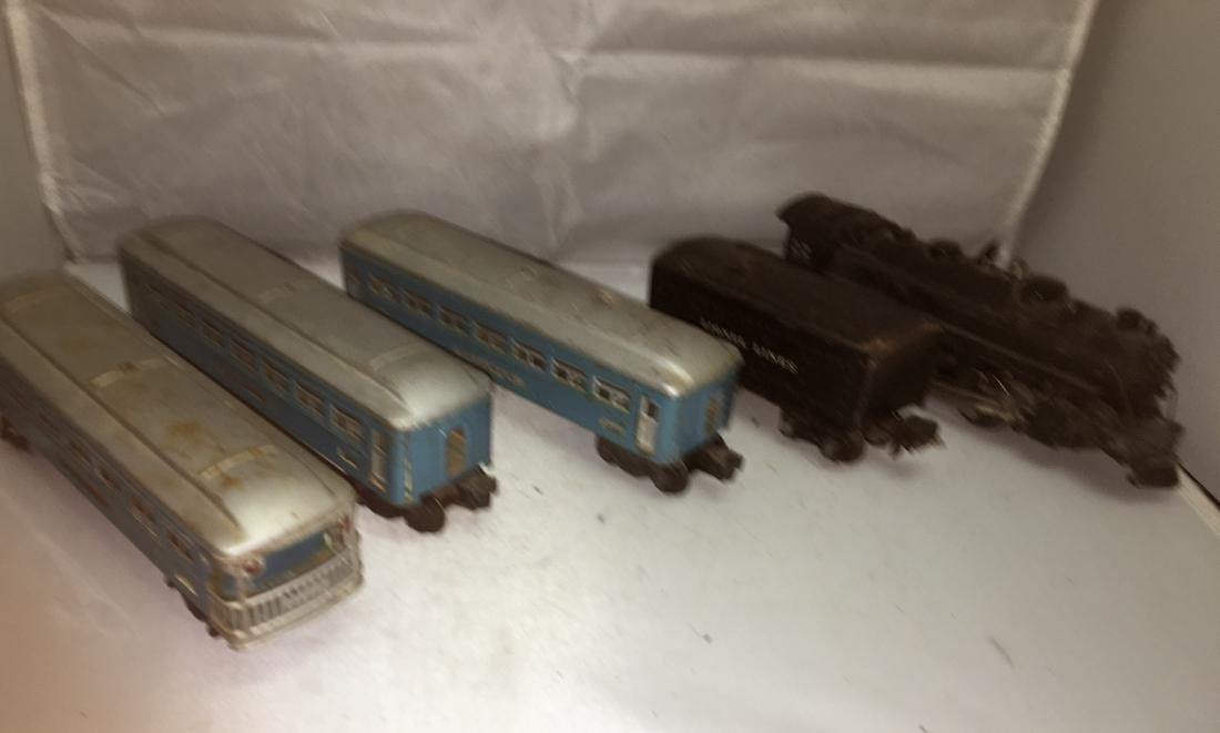 Lionel Prewar 229 O Gauge Passenger Train (1 of 7)