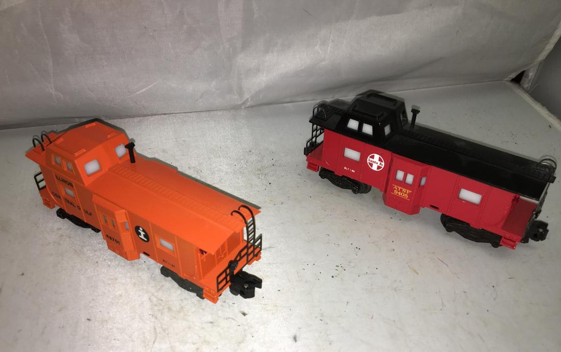 American Flyer by Lionel S Gauge Bay Window Cabooses (1 of 6)