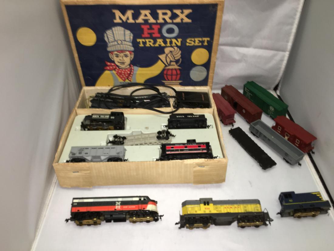 Marx Postwar Rock Island HO Scale Train Set Plus