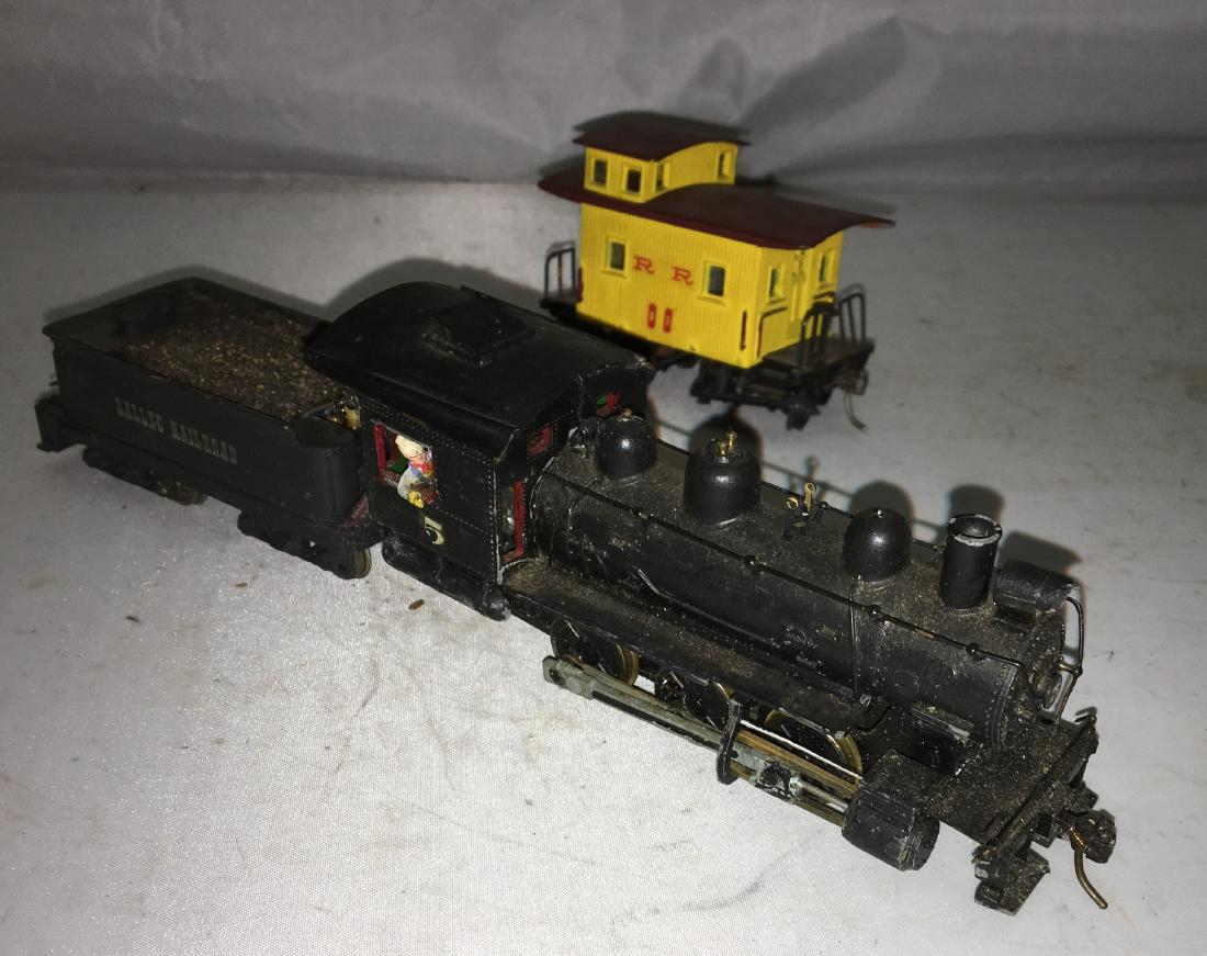 PFM Brass HO Scale Steam Engine and Caboose (1 of 3)
