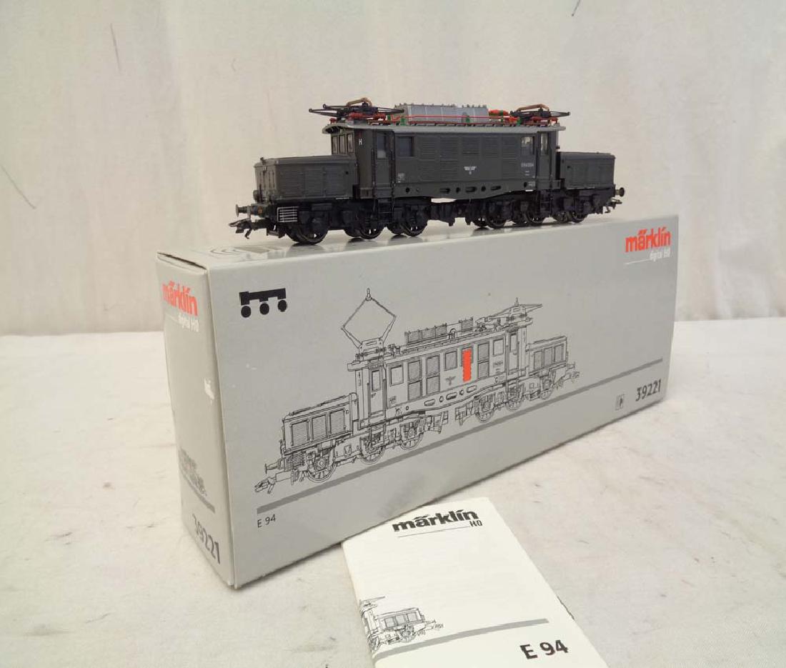 Marklin 39221 HO Scale E94 Electric Locomotive (1 of 6)