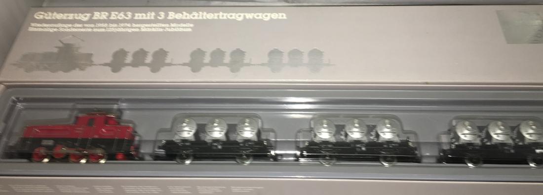 Marklin 2874 HO Scale 125 Anniversary Train Set (1 of 4)