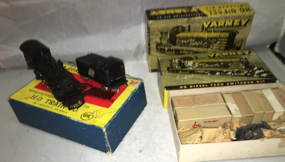 Vintage HO Scale Metal Engines (1 of 7)