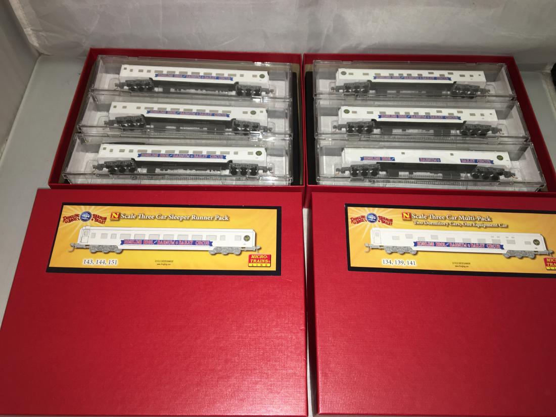 Micro Trains Circus N Scale Sleeper Runner and (1 of 5)